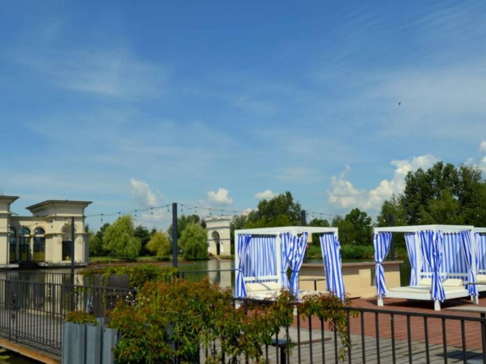 Hotel Venecia Palace Michalowice  Exterior photo